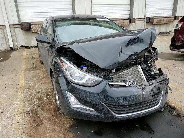 2016 Hyundai Elantra - Image 11