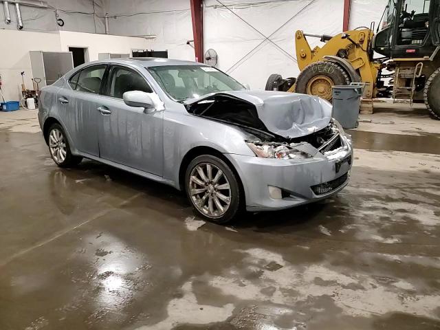 2006 Lexus IS - Image 11