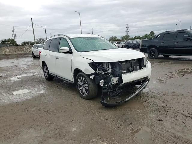 2018 Nissan Pathfinder - Image 12