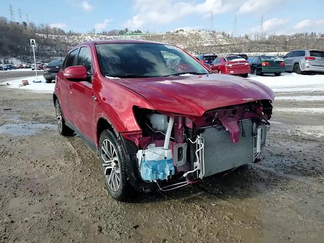 2019 Mitsubishi Outlander - Image 15