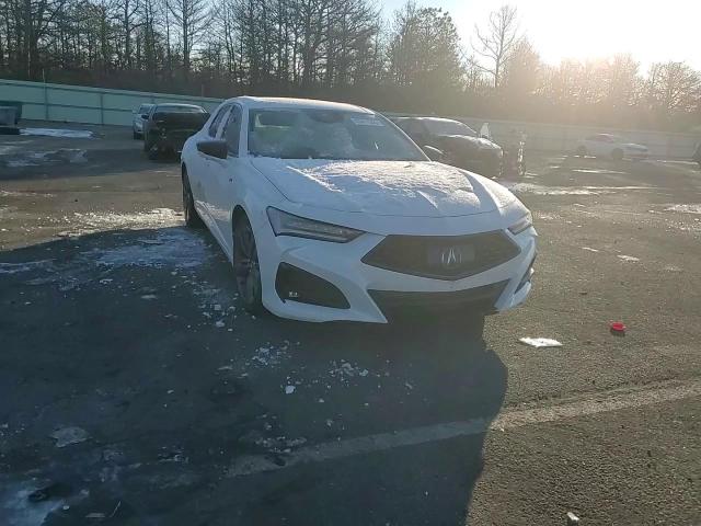 2022 Acura TLX - Image 11
