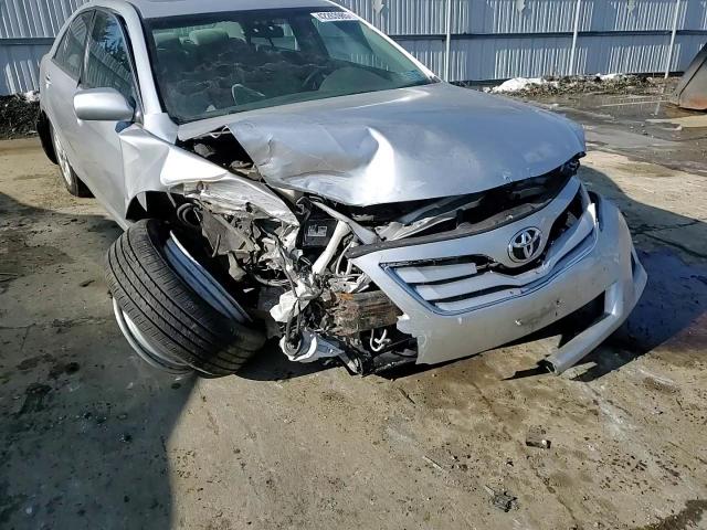 2010 Toyota Camry - Image 11