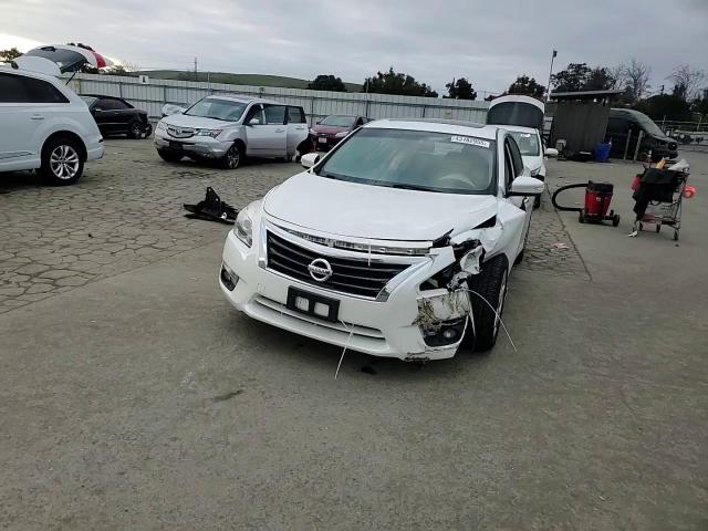 2015 Nissan Altima - Image 11