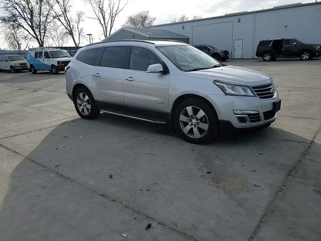 2015 Chevrolet Traverse - Image 12