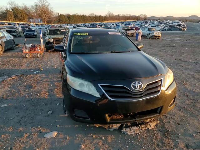 2010 Toyota Camry - Image 11