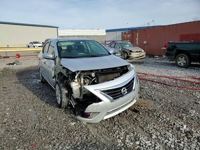 2017 Nissan Versa - Image 13