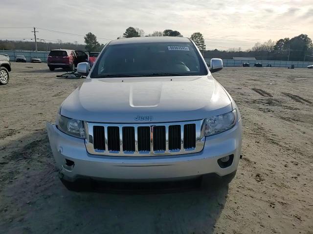 2011 Jeep Grand Cherokee - Image 12