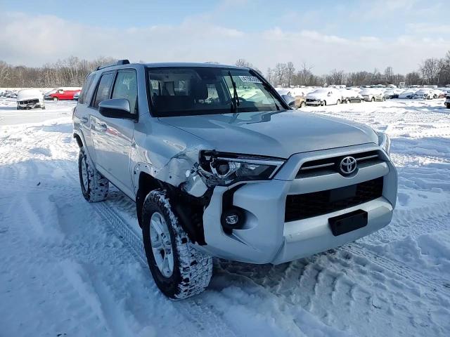 2021 Toyota 4Runner - Image 13