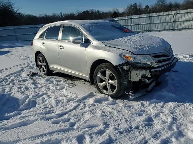 2013 Toyota Venza - Image 12