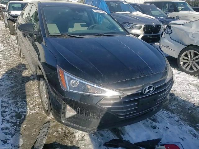 2020 Hyundai Elantra - Image 13