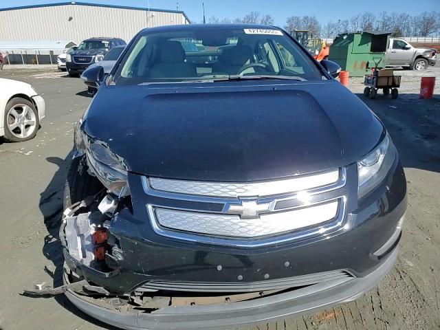2013 Chevrolet Volt - Image 11