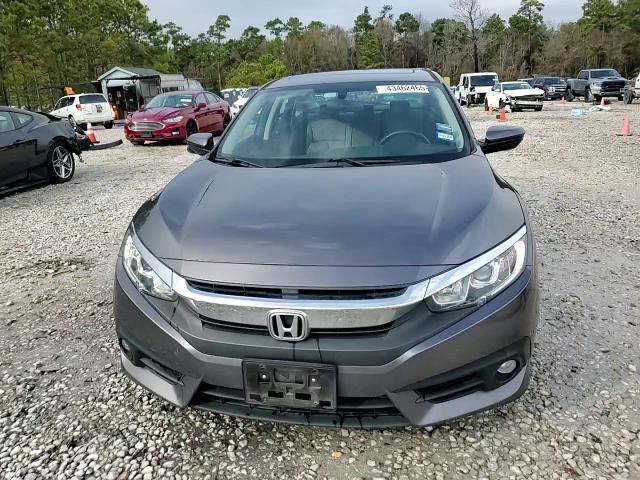 2018 Honda Civic - Image 13