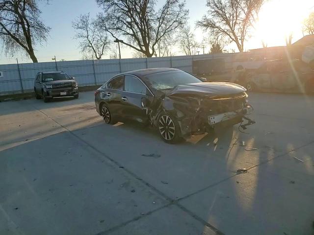2018 Nissan Altima - Image 11