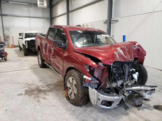 2019 Nissan Titan - Image 11