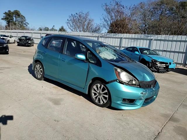 2013 Honda Fit - Image 11
