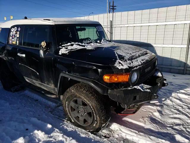2007 Toyota FJ Cruiser - Image 12