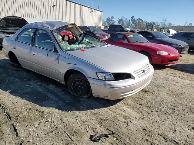 1998 Toyota Camry - Image 10