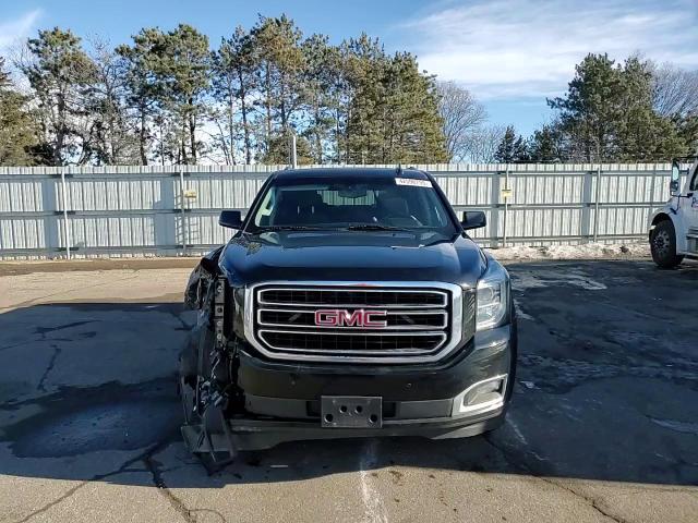 2016 GMC Yukon - Image 11