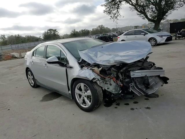 2012 Chevrolet Volt - Image 10