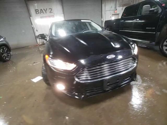 2016 Ford Fusion - Image 13