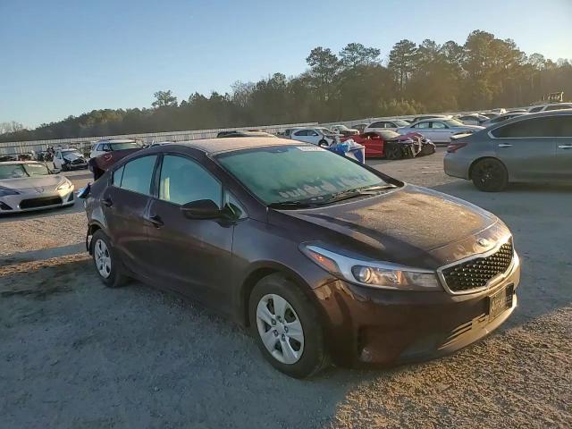 2017 Kia Forte - Image 11
