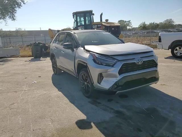 2023 Toyota RAV 4 - Image 12