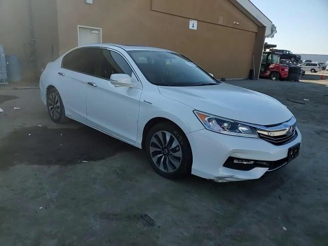 2017 Honda Accord - Image 10
