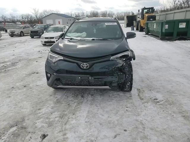 2018 Toyota RAV 4 - Image 12
