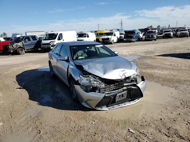 2015 Toyota Camry - Image 11