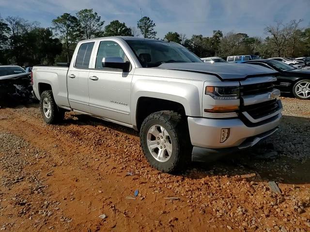 2017 Chevrolet Silverado - Image 10