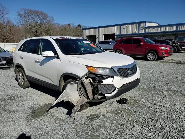 2012 Kia Sorento - Image 11