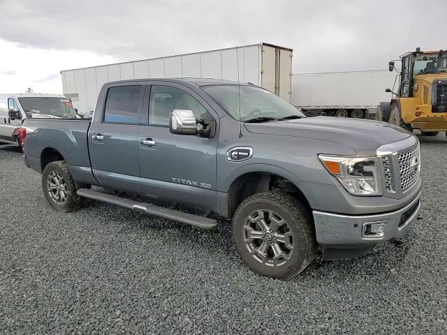 2018 Nissan Titan - Image 11