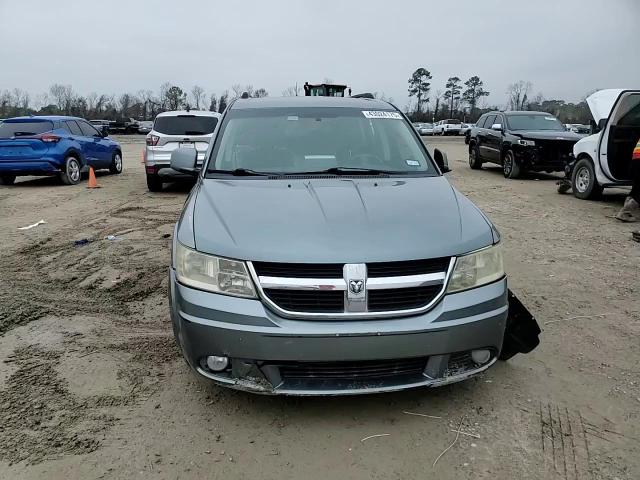 2010 Dodge Journey - Image 12