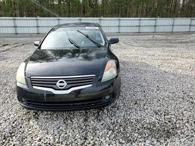 2009 Nissan Altima - Image 11