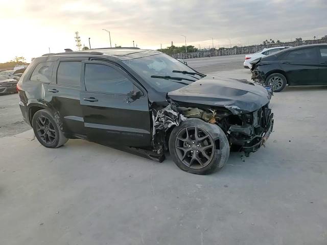 2020 Jeep Grand Cherokee - Image 12