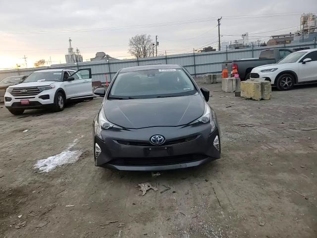2016 Toyota Prius - Image 10
