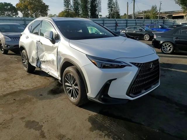 2022 Lexus NX - Image 11