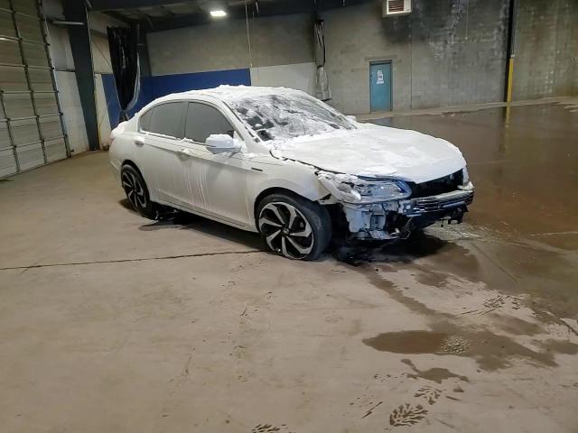 2015 Honda Accord - Image 14