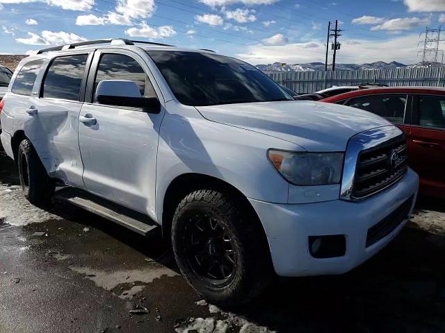 2013 Toyota Sequoia - Image 11