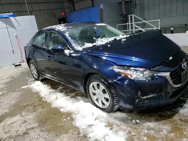 2018 Mazda 3 - Image 13