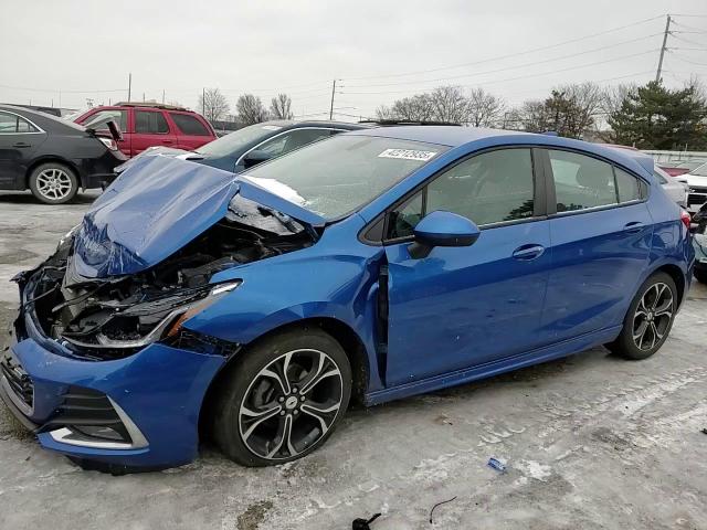 2019 Chevrolet Cruze - Image 10