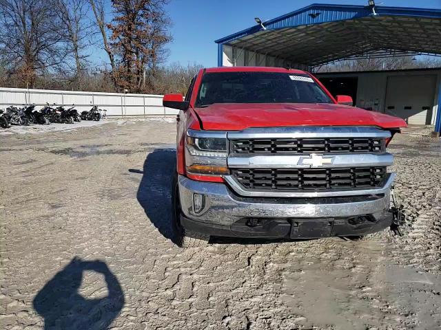 2017 Chevrolet Silverado - Image 11
