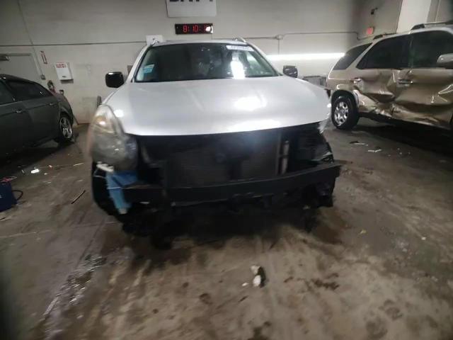 2014 Nissan Rogue - Image 14