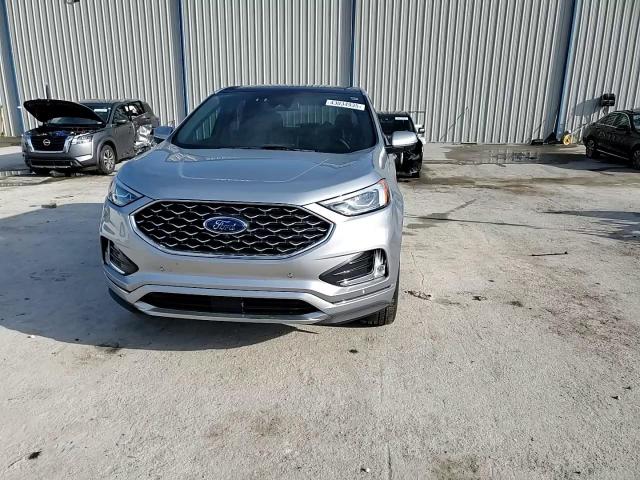 2022 Ford Edge - Image 11