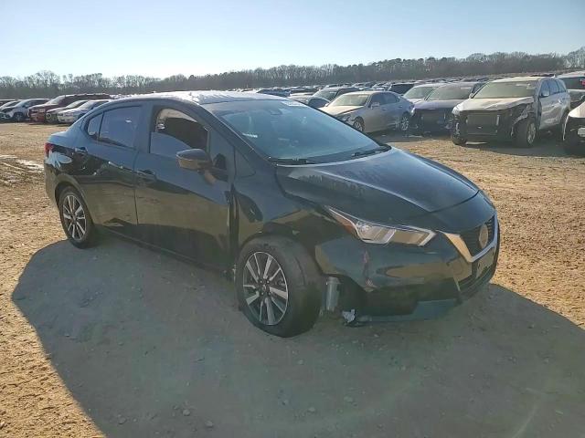 2021 Nissan Versa - Image 13