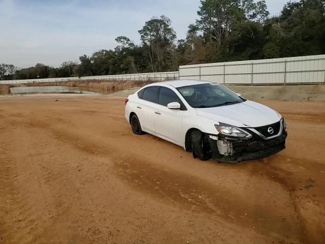 2017 Nissan Sentra - Image 10