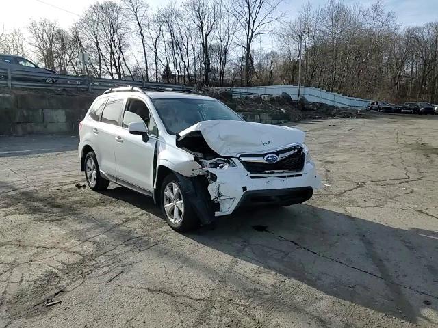 2014 Subaru Forester - Image 12