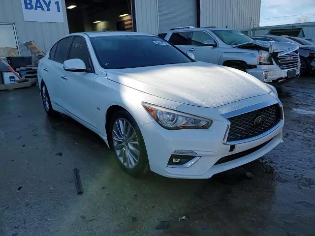 2018 Infiniti Q50 - Image 13