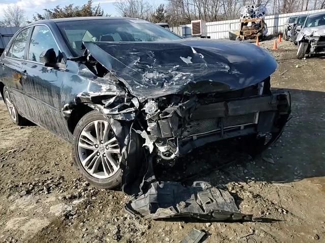 2016 Toyota Camry - Image 11