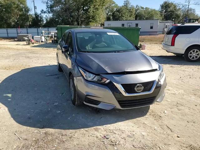 2020 Nissan Versa - Image 13